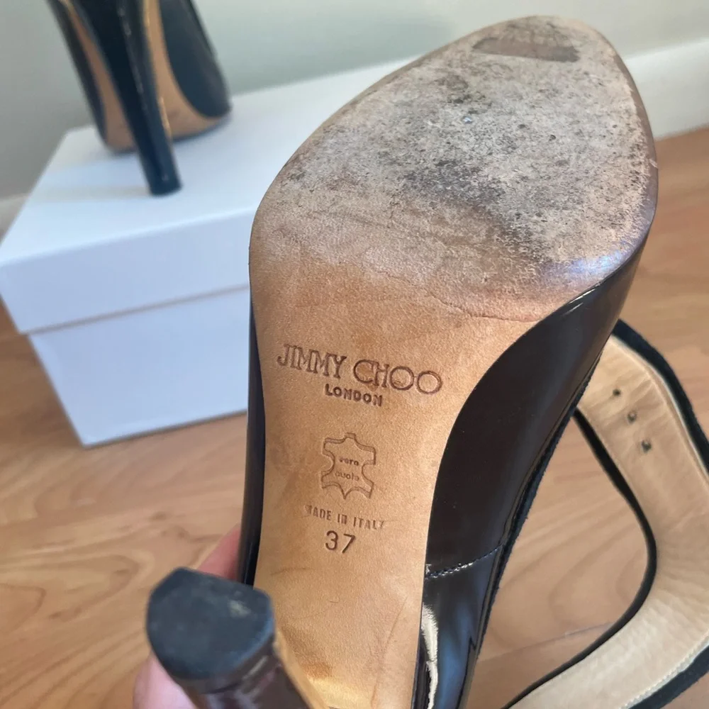 Jimmy Choo black and gold high heels with ankle strap - Picture 6 of 10